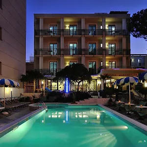 Margherita Aparthotel